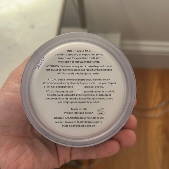 Crown affair dry shampoo powder - Picture 2 of 4